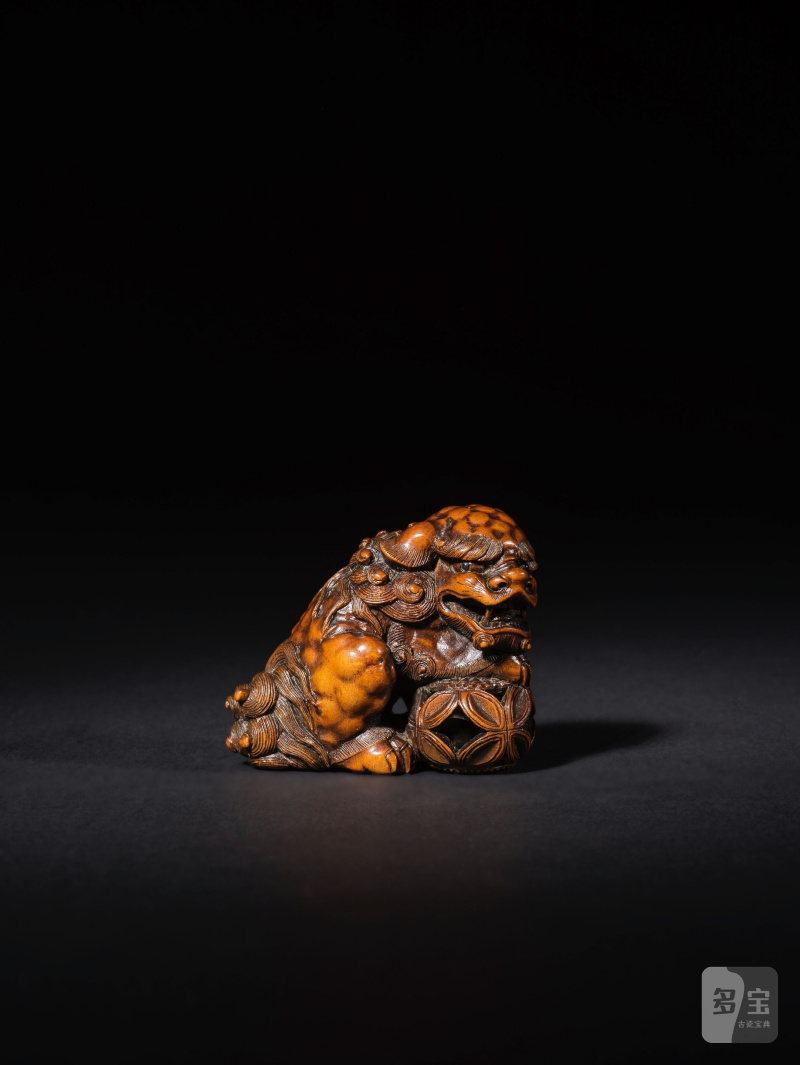 黄楊彫根付 珠取獅子 銘「亮忠」 19世紀 | NETSUKE EN BUIS REPRÉSENTANT UN SHISHI - 图3